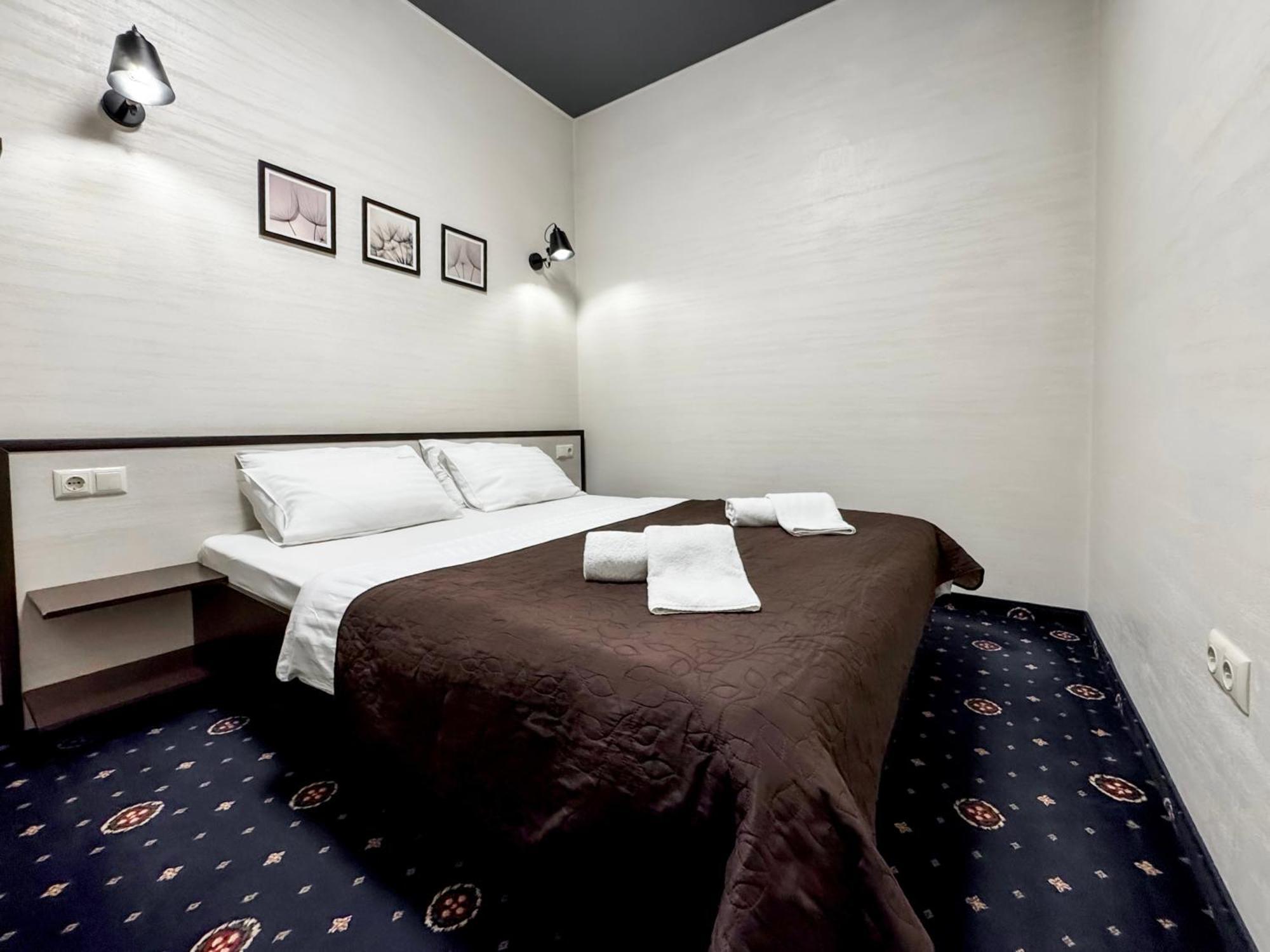 Apartments On Zaliznychna 49 Ivano-Frankivsk Ngoại thất bức ảnh