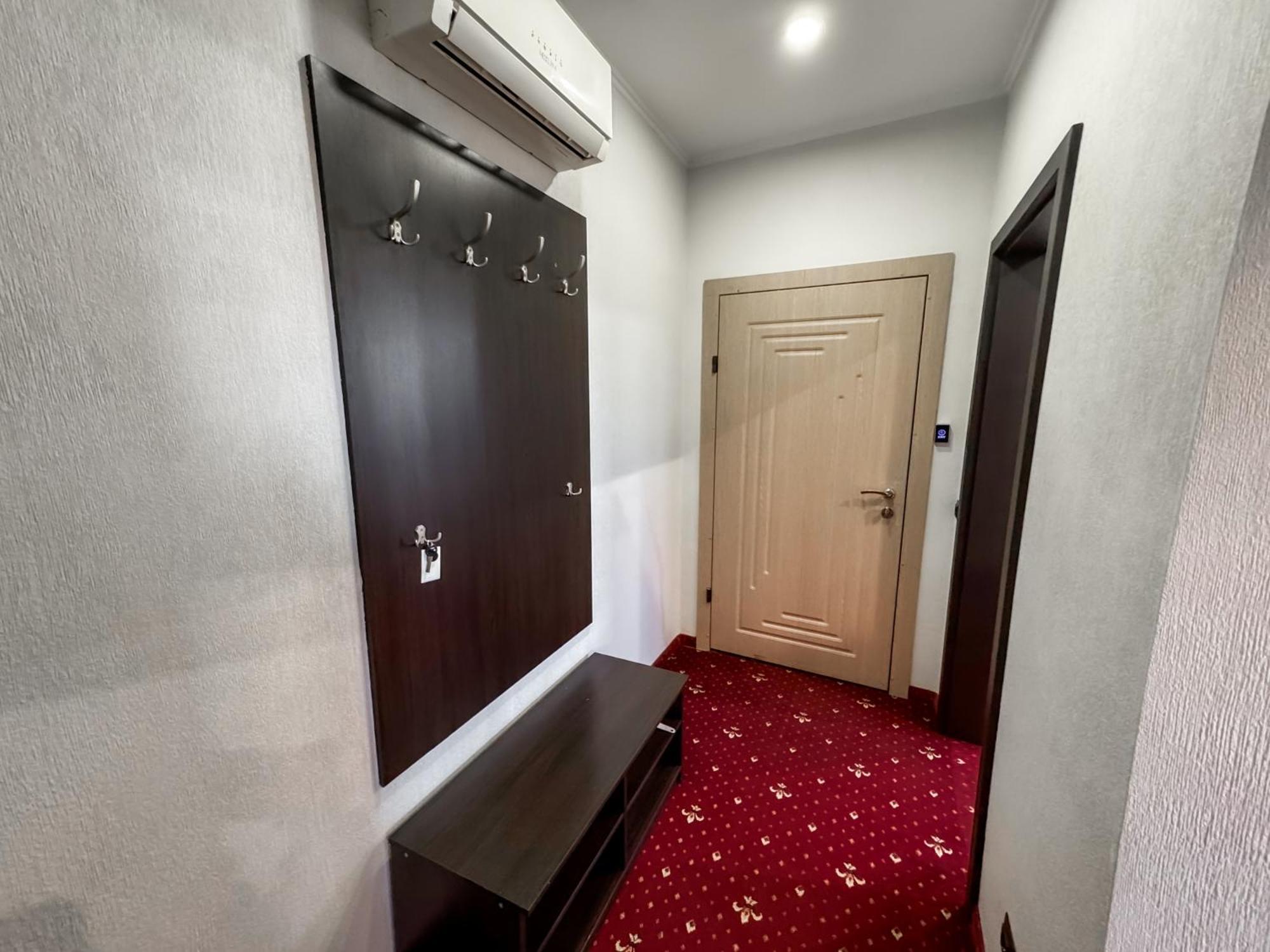 Apartments On Zaliznychna 49 Ivano-Frankivsk Ngoại thất bức ảnh